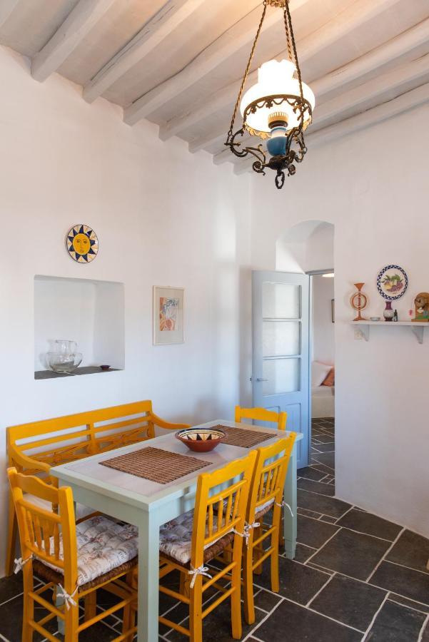 Dora'S Traditional Houses Apollonía Exterior photo